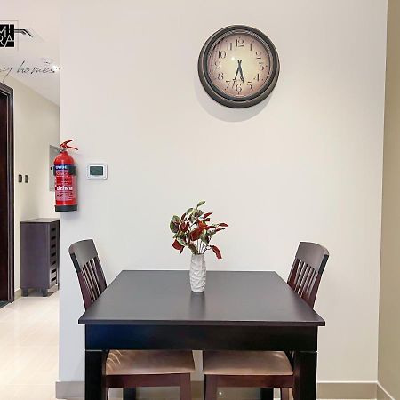 Mira Holiday Homes - Newly Furnished Studio In Downtown Dubai Exterior foto